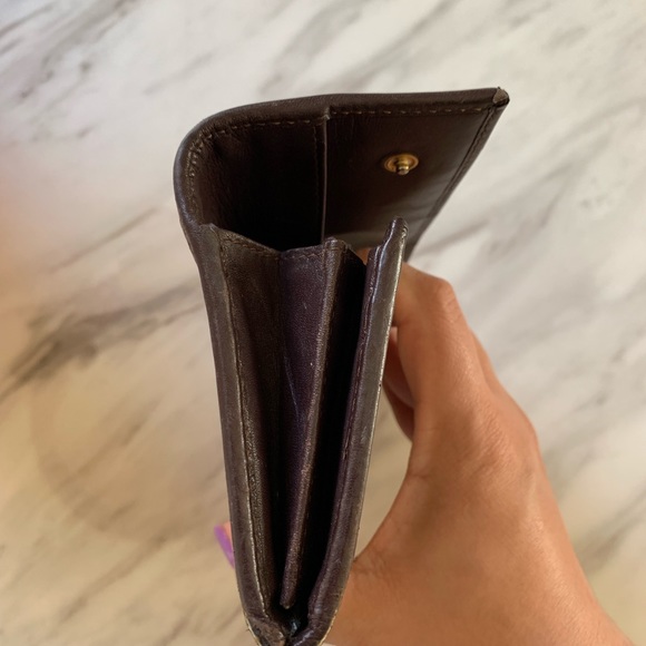 ❤️(SOLD)❤️Burberry Wallet - Picture 5 of 5